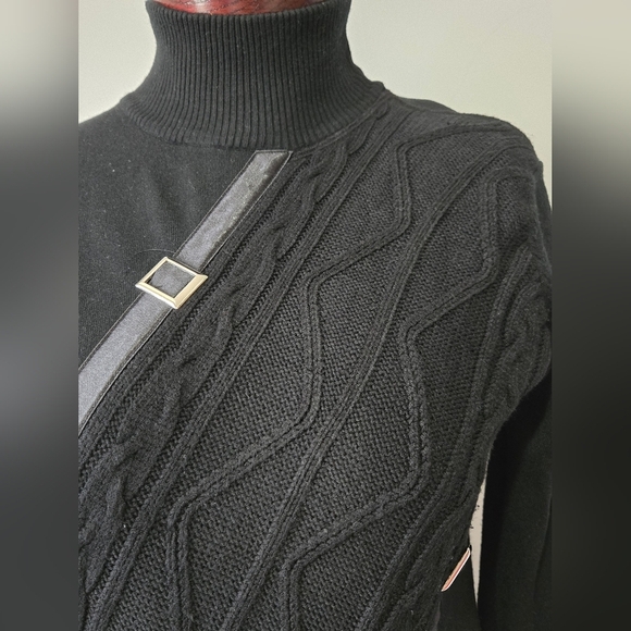 FIL A FIL Couture Black Turtleneck Sweater with Buckle Accents. Size Medium - Picture 4 of 12
